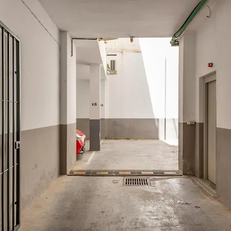 Rey Alfonso Con Garaje, 6 Pax 公寓 塞维利亚