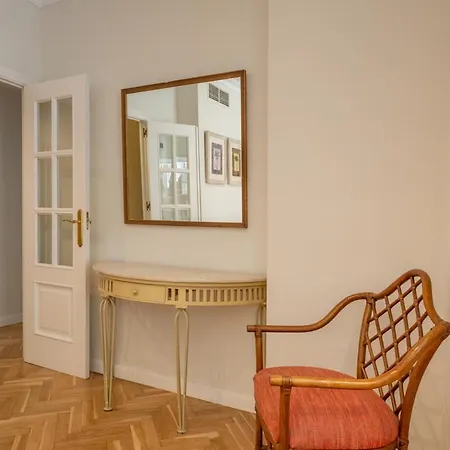 Apartment Rey Alfonso Con Garaje, 6 Pax