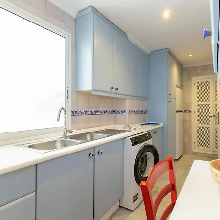 Apartment Rey Alfonso Con Garaje, 6 Pax *